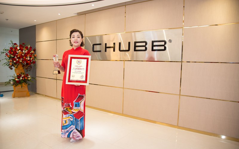 Chubb Life Việt Nam được vinh danh “Top 10 doanh nghiệp bảo hiểm nhân thọ uy tín”